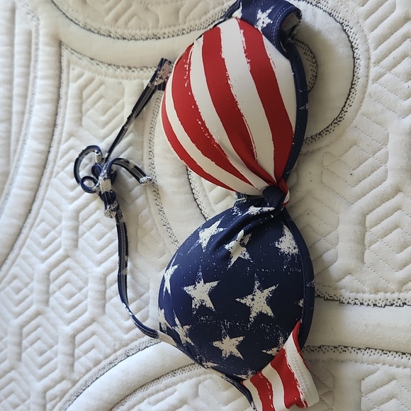 American Flag Pushup Bikini Top - Picture 1 of 3